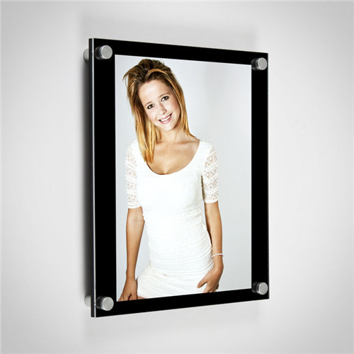 Wall mount magnetic acrylic picture frame