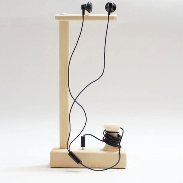 Wooden earphone earset display fixture satnd